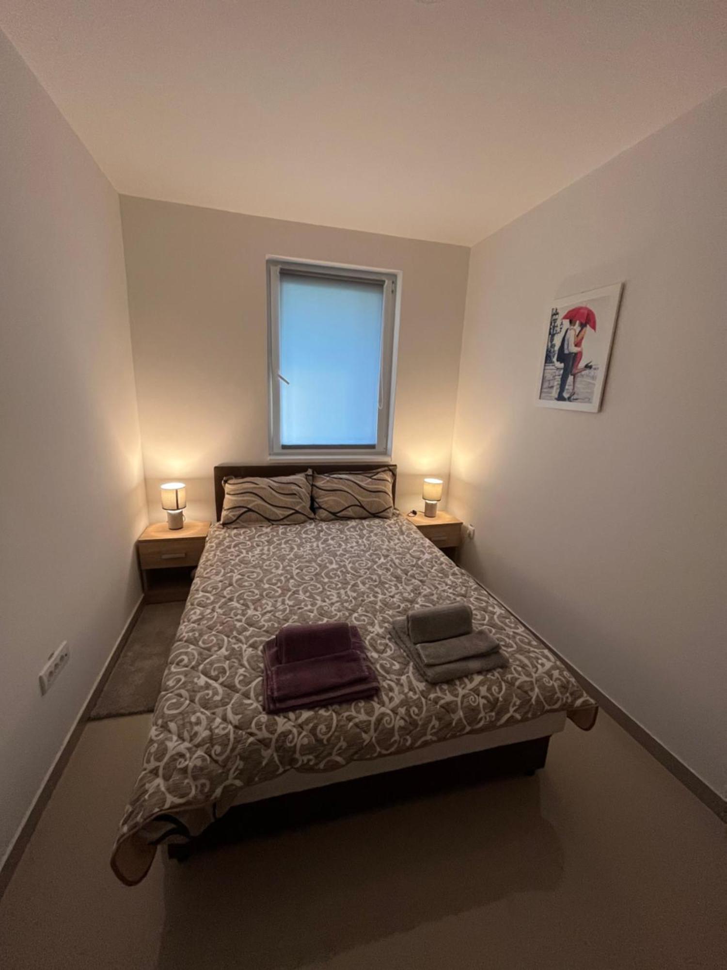 Apartman Miletic Ostrovo Kültér fotó